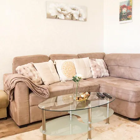Family 4pax Flat Near National Palace Of Culture