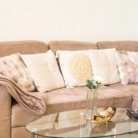 Апартамент Family 4pax Flat Near National Palace Of Culture София