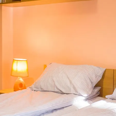 Family 4pax Flat Near National Palace Of Culture Апартамент София
