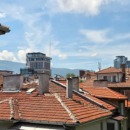 Family 4pax Flat Near National Palace Of Culture Апартамент